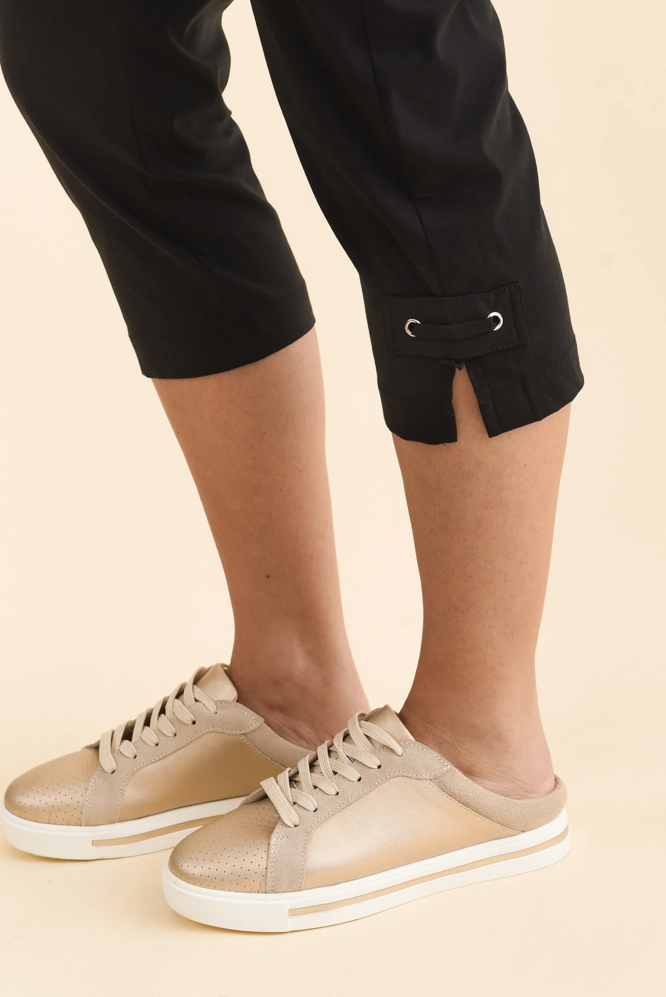 Air-Lite Black Stretch Capri Pants - Image 6