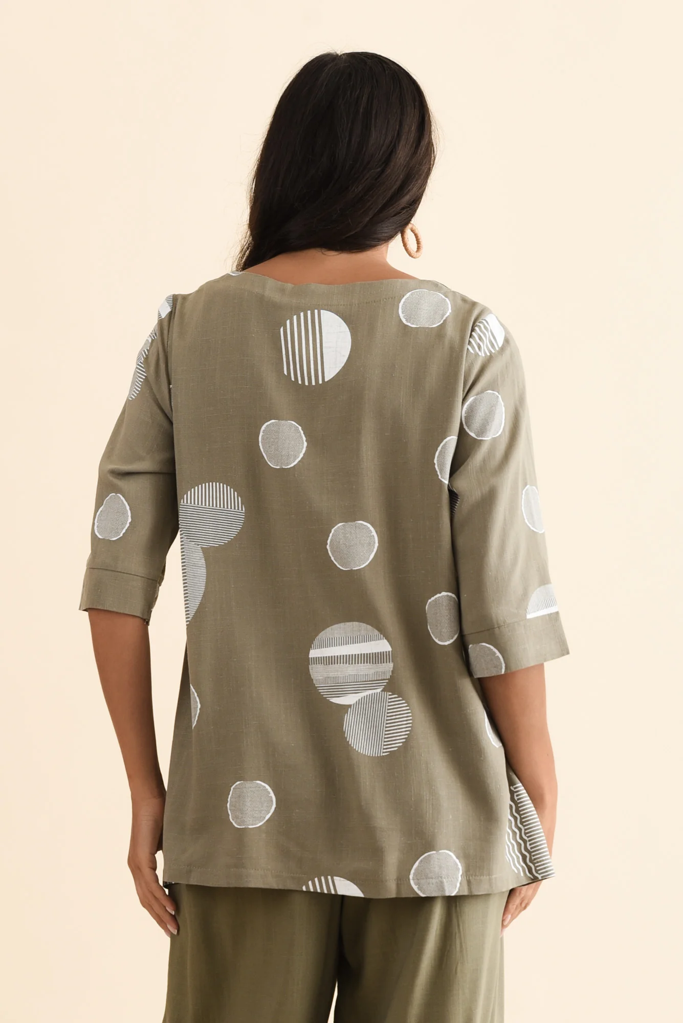 Anya Olive Spot Linen Cotton Top - Image 4
