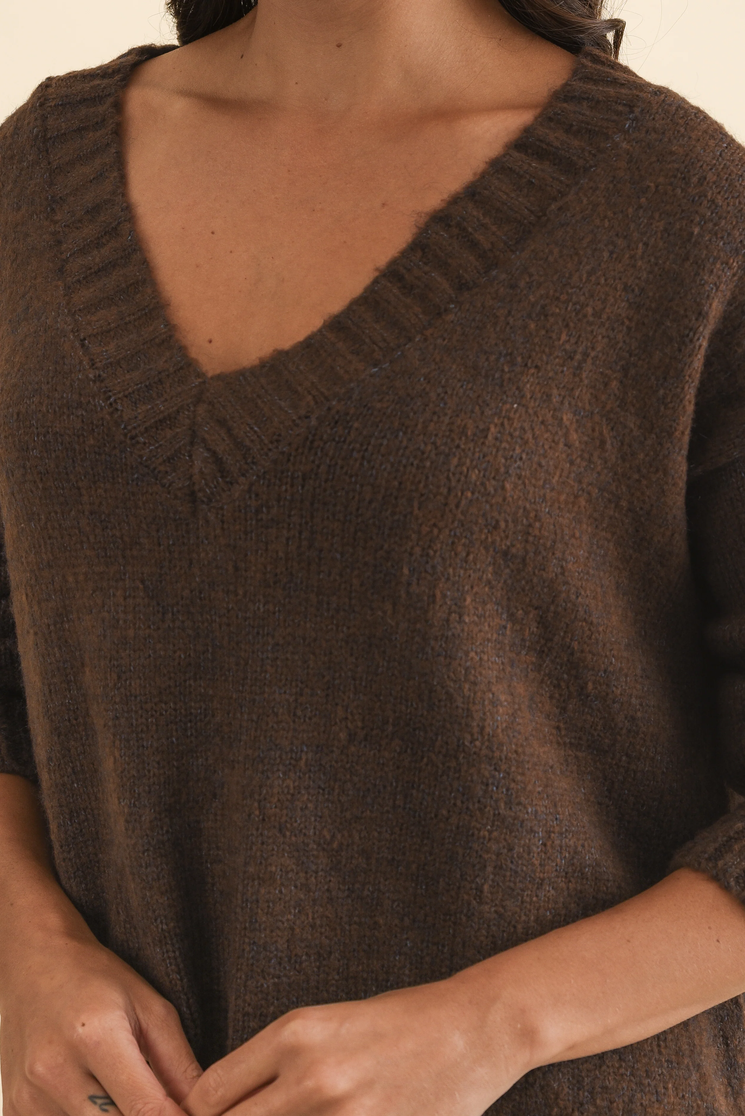 Brilla Chocolate V Neck Jumper - Image 5