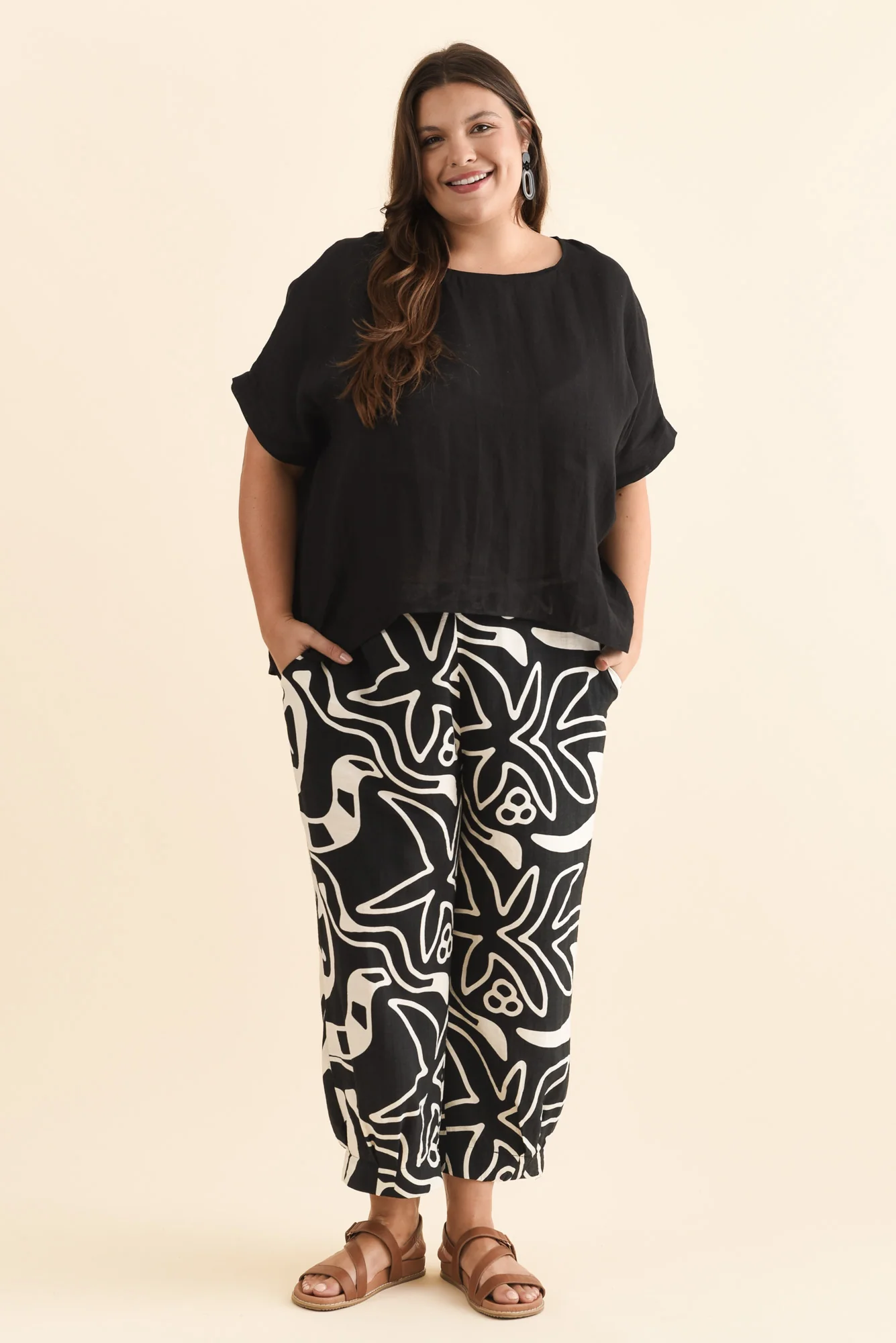 Hallie Black Palm Pocket Pants - Image 9