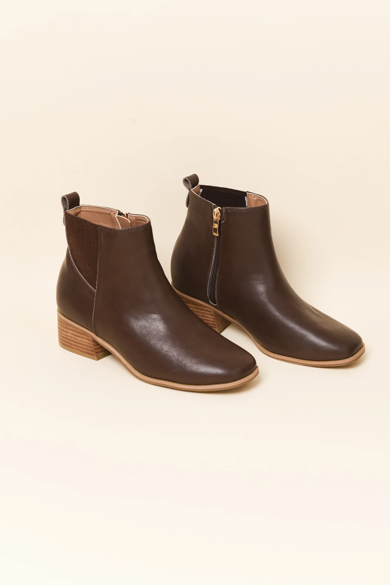 Lyra Chocolate Leather Heeled Boot - Image 2