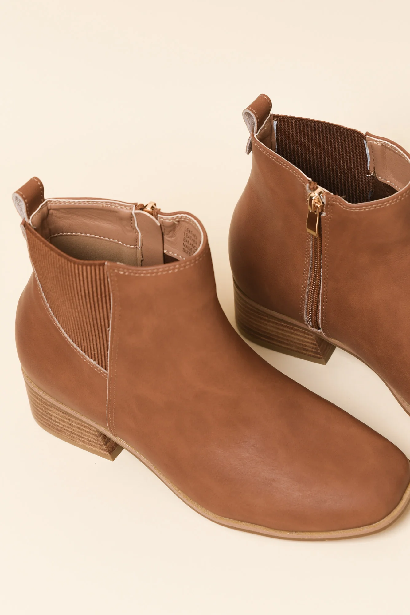 Lyra Tan Leather Heeled Boot - Image 4