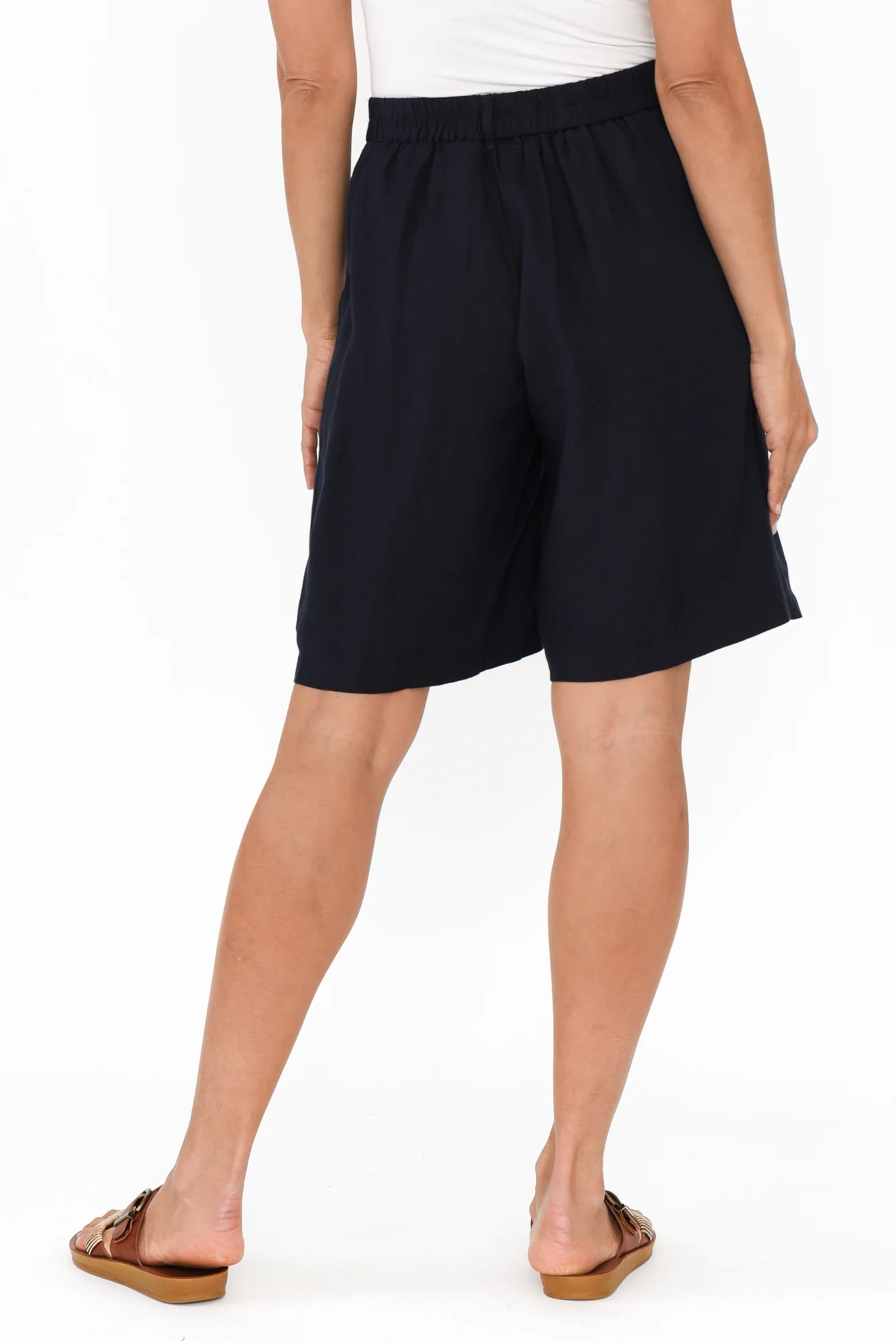 Minette Navy Pocket Shorts - Image 4