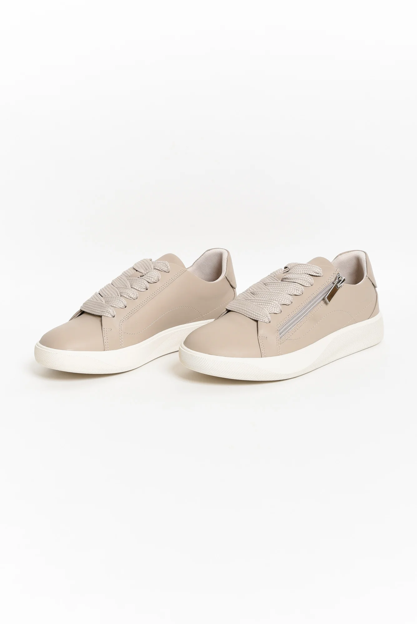 Noemi Grey Leather Zip Sneaker - Image 2